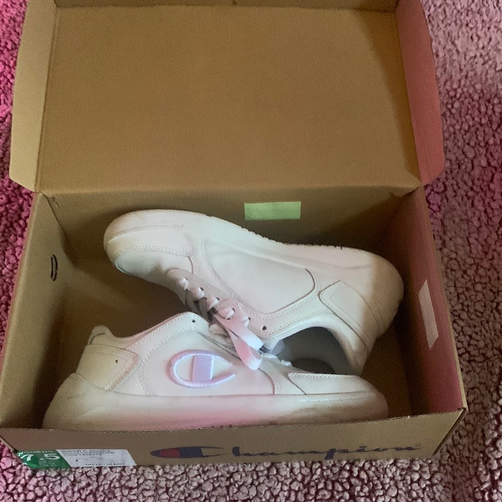 Champion sneakers